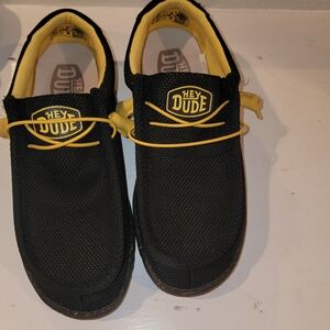Hey Dude Men's Black and Yellow Slip-On Loafers